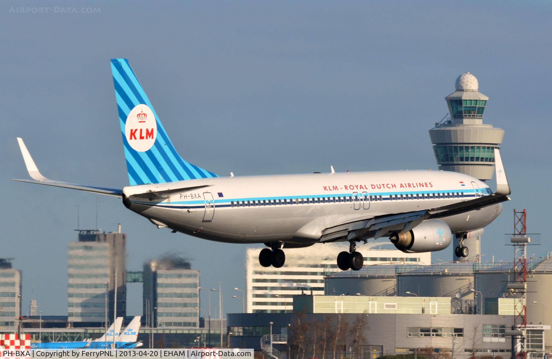 PH-BXA, 1998 Boeing 737-8K2 C/N 29131, Retro KLM B738 landing in AMS