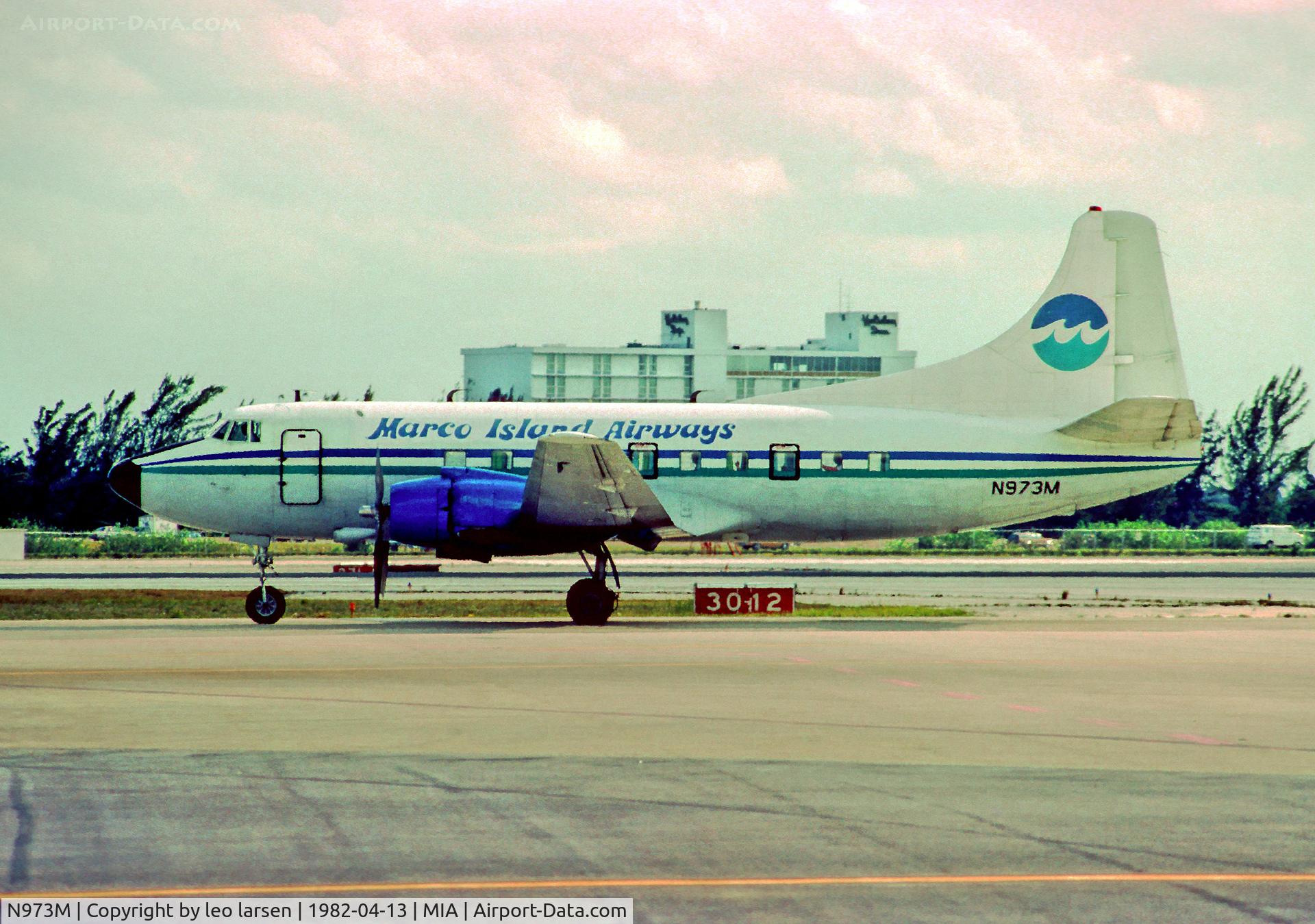 N973M, 1952 Martin 404 C/N 14156, Miami MIA 13.4.82