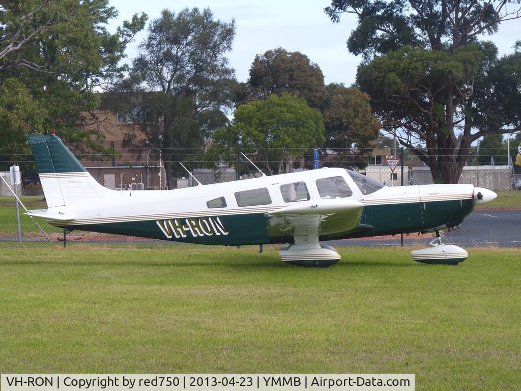 VH-RON, 1978 Piper PA-32-300 Cherokee Six C/N 32-7840192, VH-RON at YMMB