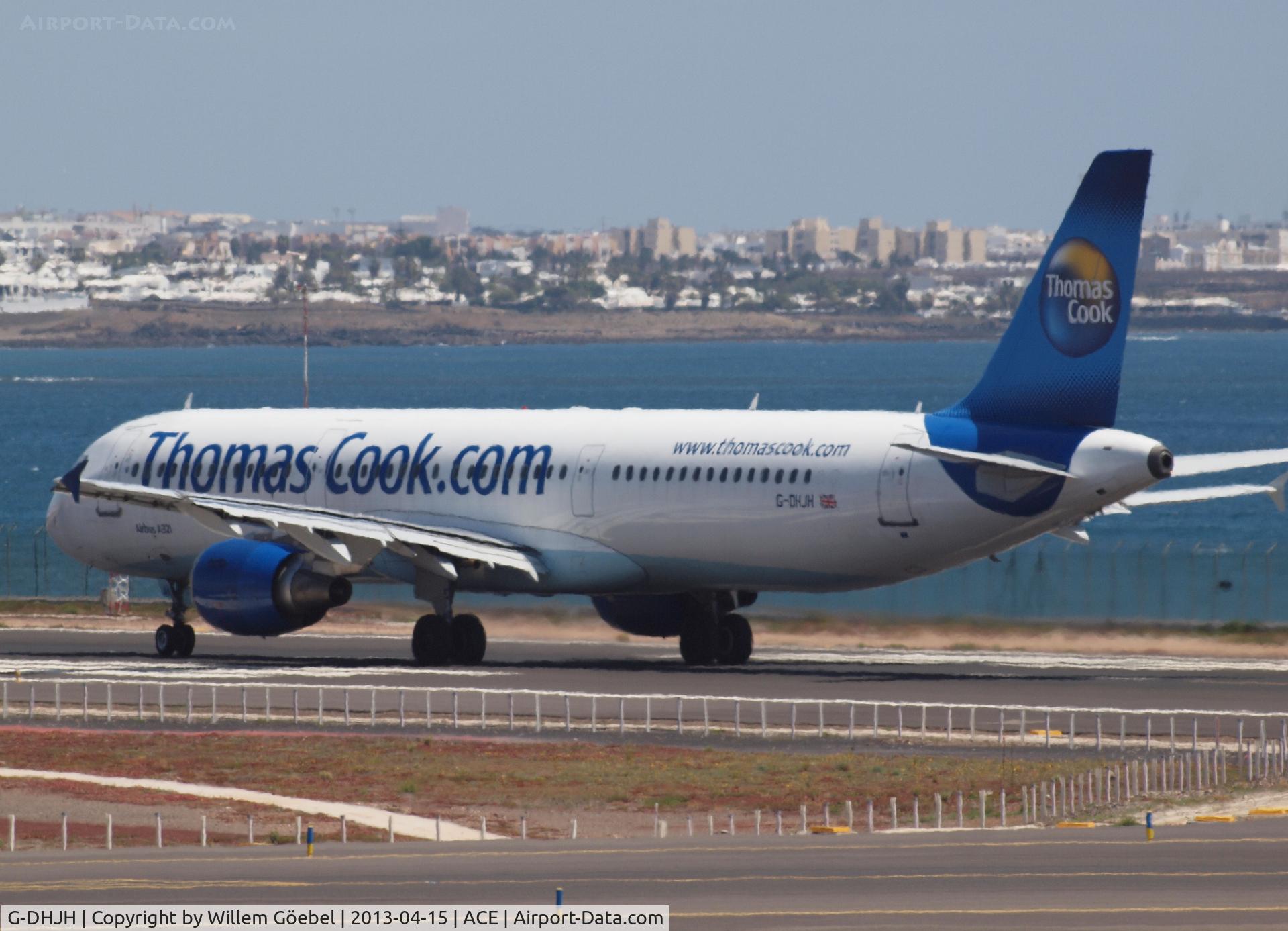 G-DHJH, 2000 Airbus A321-211 C/N 1238, Taxi to the runway of Lanzarote Airport