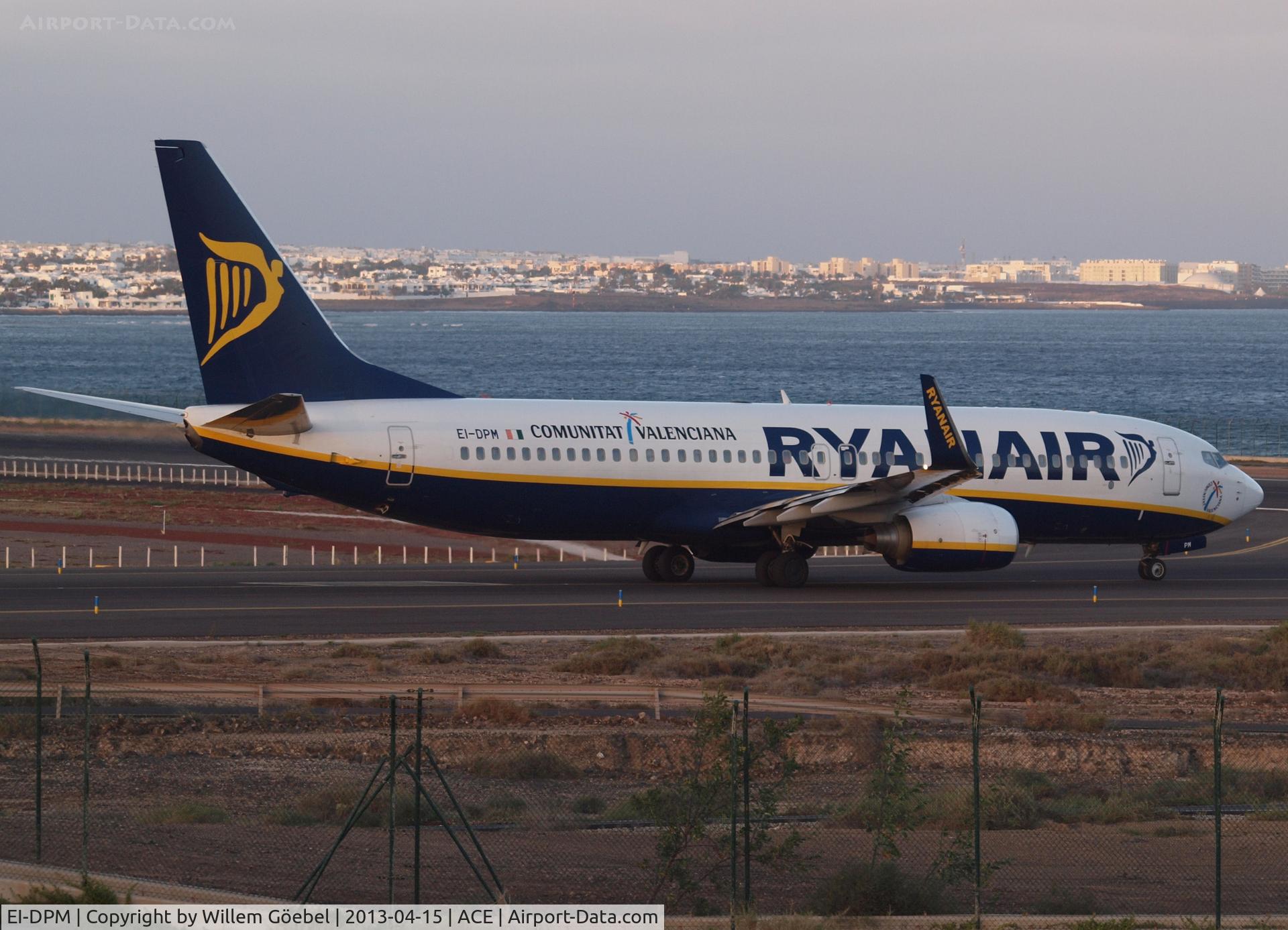 EI-DPM, 2007 Boeing 737-8AS C/N 33640, Taxi to the runway of Lanzarote Airport