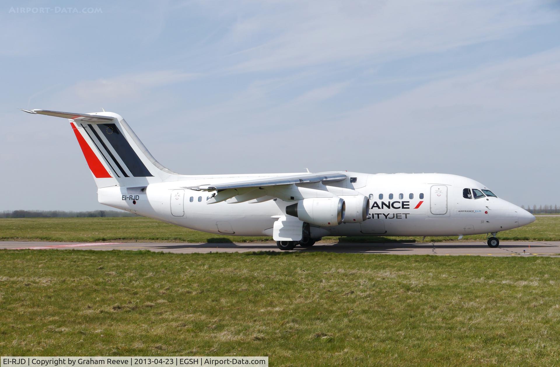 EI-RJD, 1998 BAE Systems Avro 146-RJ85 C/N E.2334, About to depart.