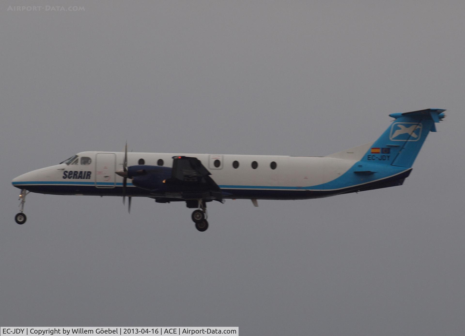 EC-JDY, 1989 Beech 1900C-1 C/N UC-91, Landing on Airport of Lanzarote