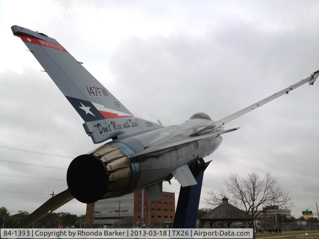 84-1393, 1984 General Dynamics F-16C Fighting Falcon C/N 5C-175, Static display