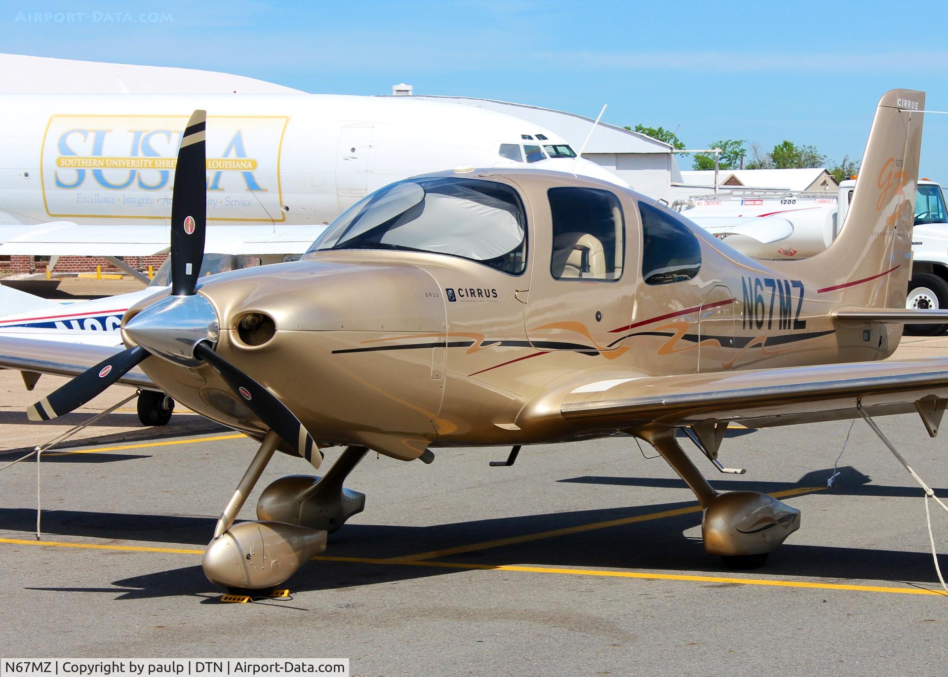 N67MZ, 2007 Cirrus SR22 G3 GTS C/N 2498, At Downtown Shreveport.