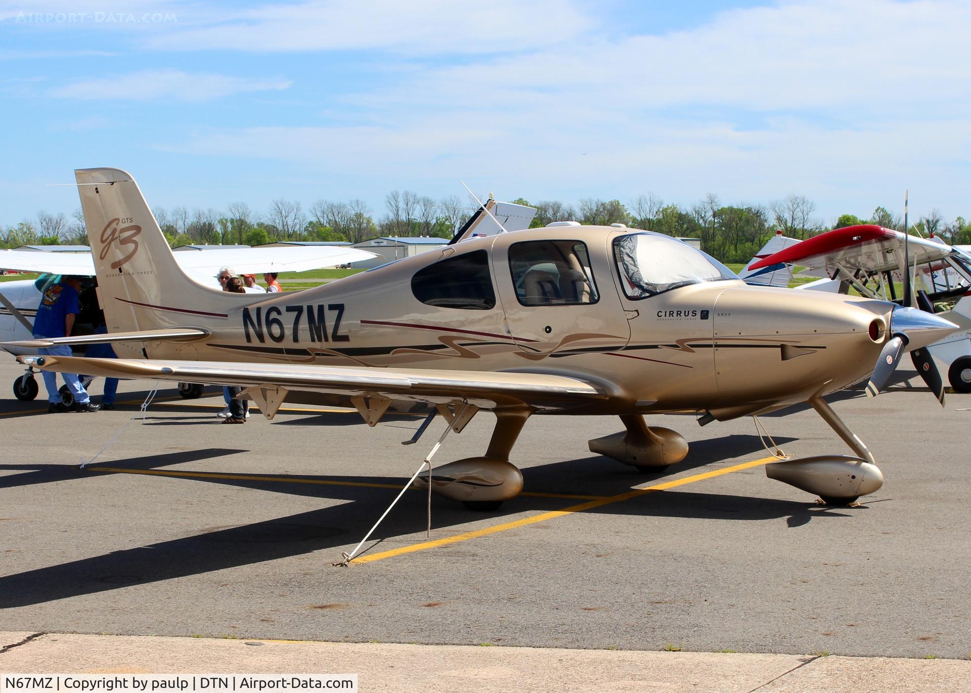 N67MZ, 2007 Cirrus SR22 G3 GTS C/N 2498, At Downtown Shreveport.