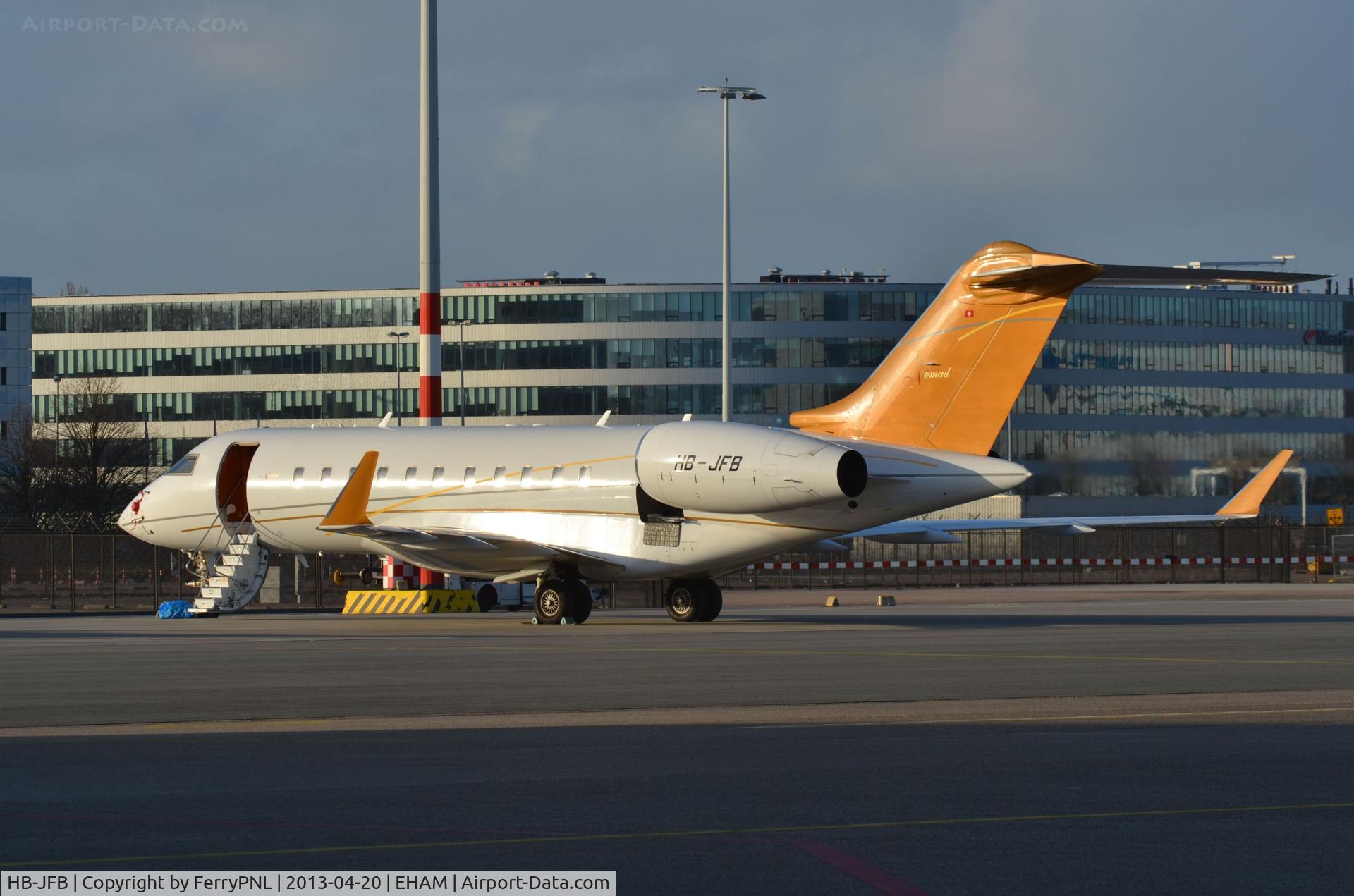 HB-JFB, 2002 Bombardier BD-700-1A11 Global 5000 C/N 9130, Nomad BD700