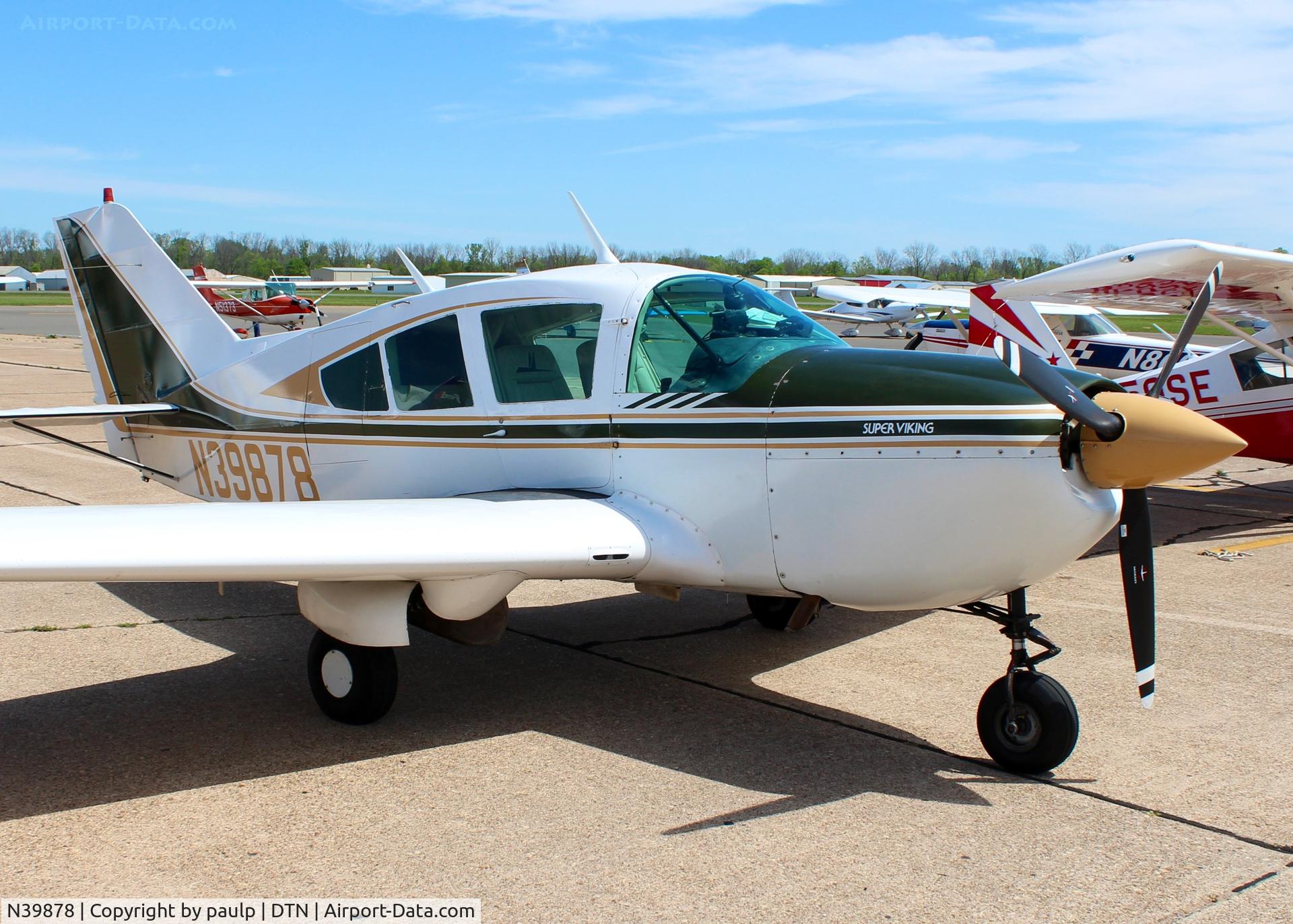N39878, 1973 Bellanca 17-30A Viking C/N 73-30548, At Downtown Shreveport.