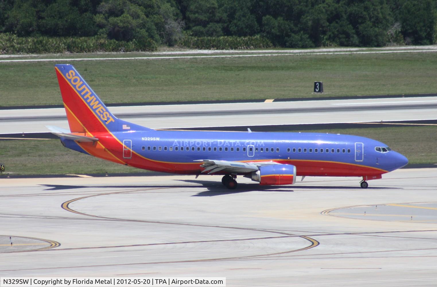 N329SW, 1988 Boeing 737-3H4 C/N 23693, Southwest 737