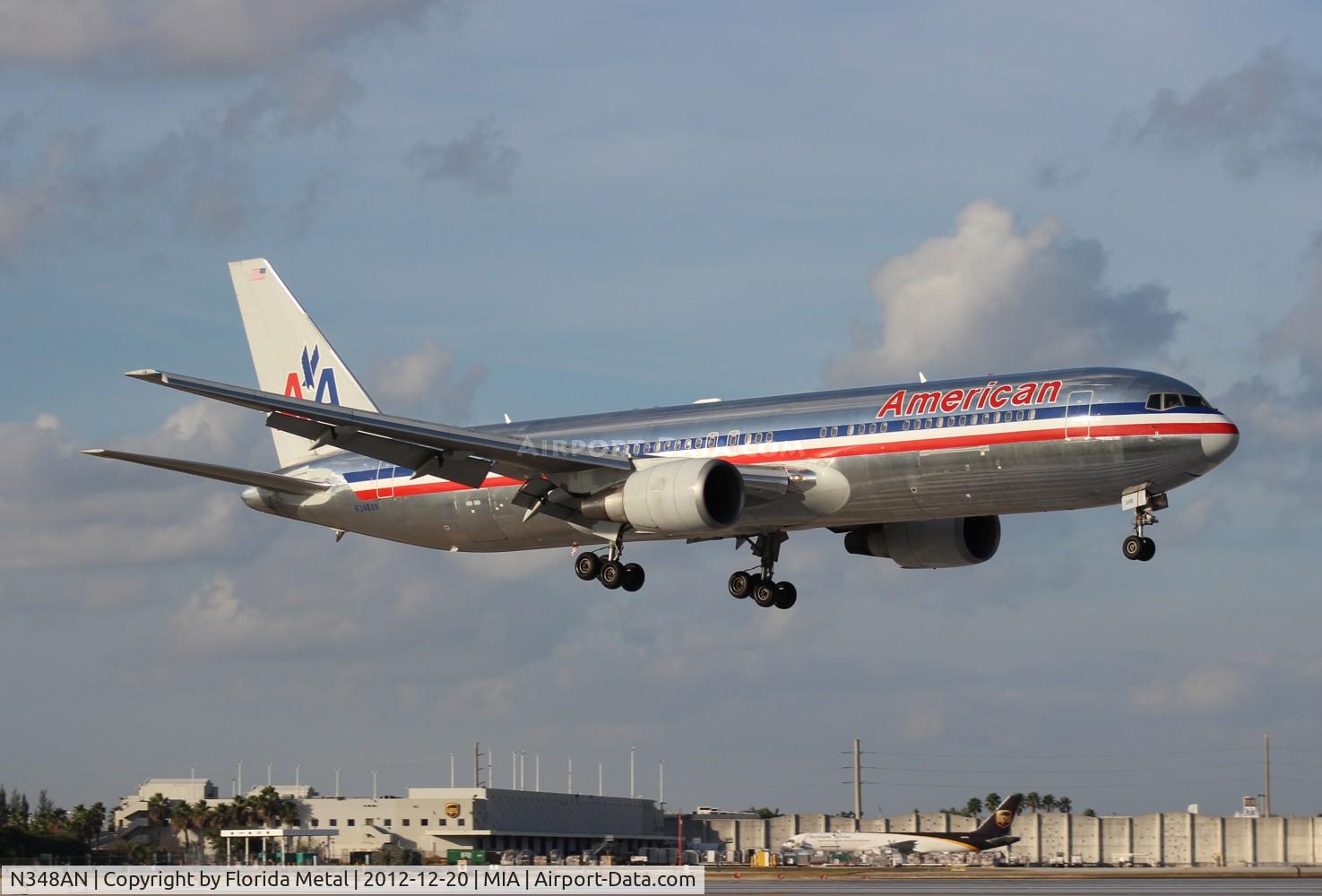 N348AN, 2003 Boeing 767-323/ER C/N 33087, American 767-300