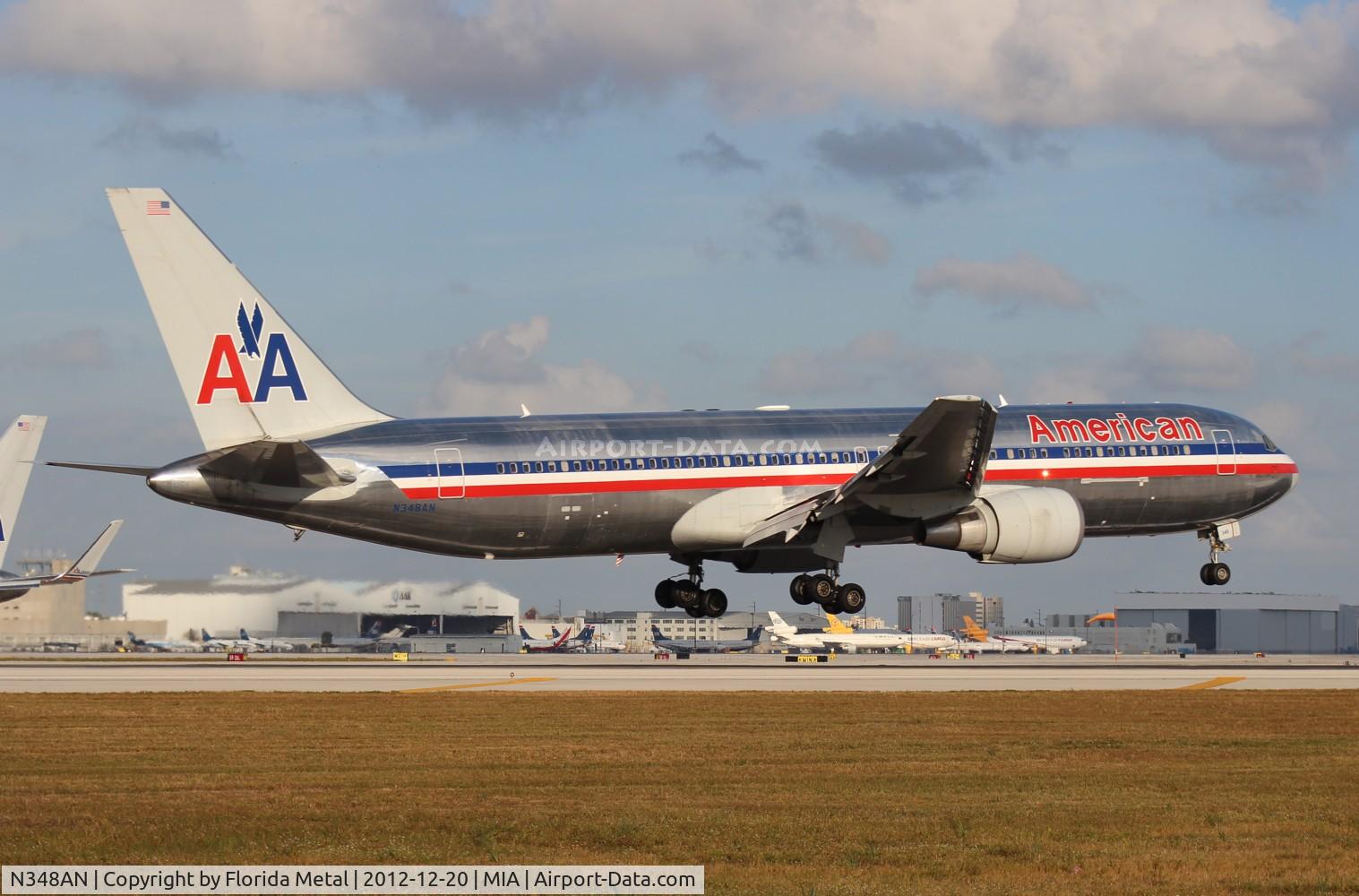N348AN, 2003 Boeing 767-323/ER C/N 33087, American 767-300