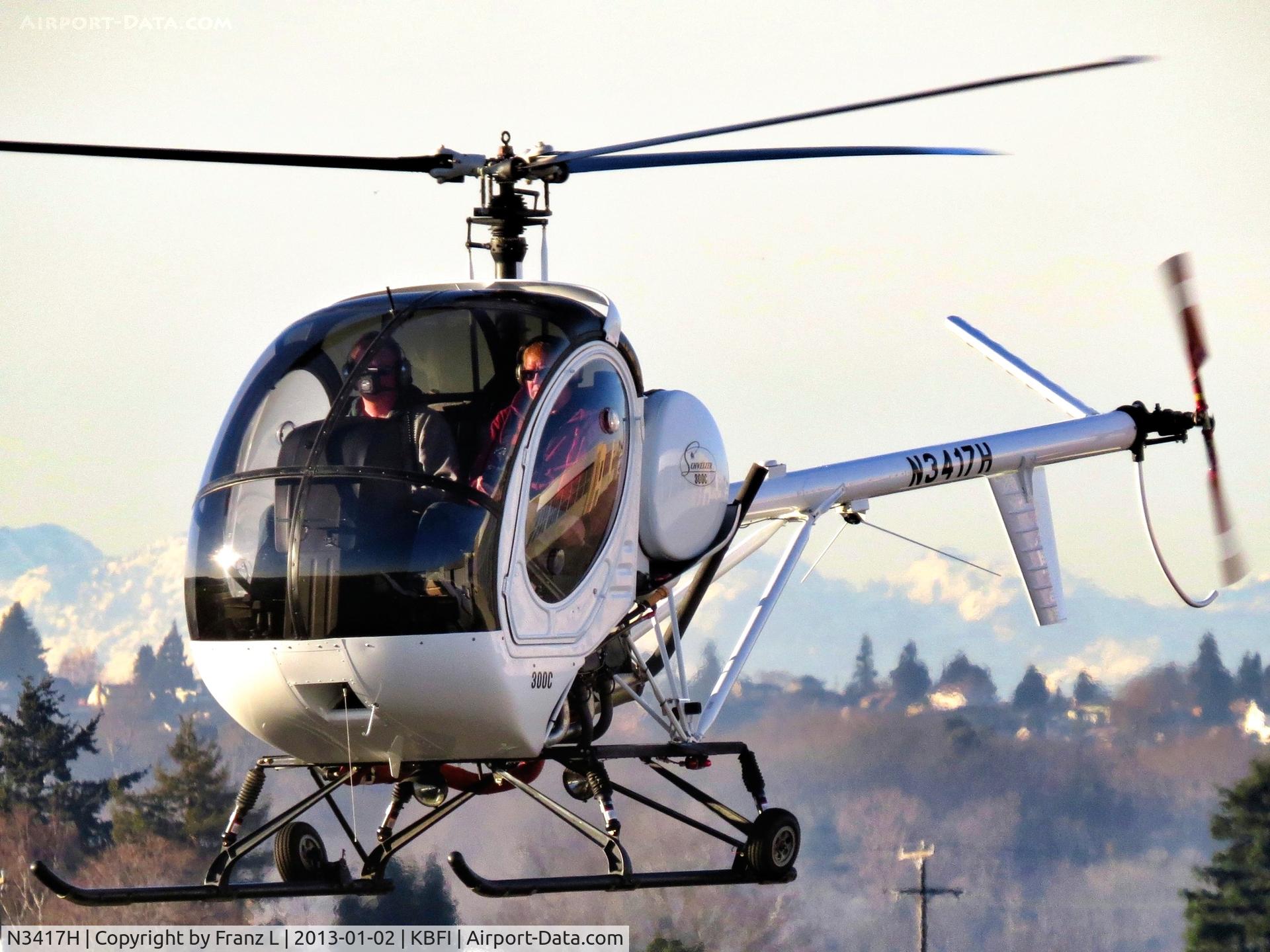 N3417H, 2003 Schweizer 269C C/N S1842, Landing Boeing Field