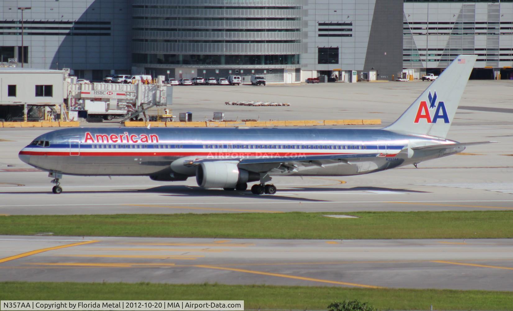 N357AA, 1988 Boeing 767-323 C/N 24038, American 767-300