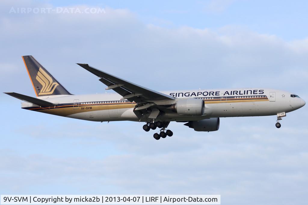 9V-SVM, 2003 Boeing 777-212/ER C/N 30874, Landing