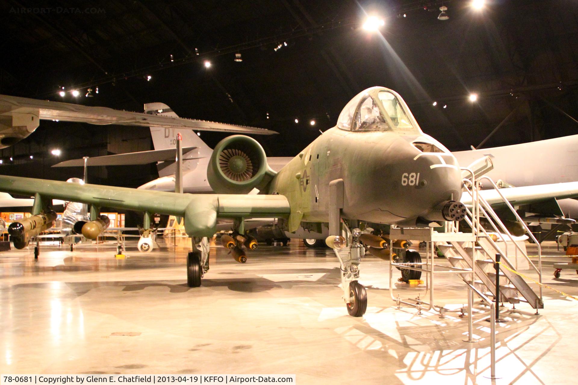 78-0681, 1978 Fairchild Republic A-10A Thunderbolt II C/N A10-0301, With existing light