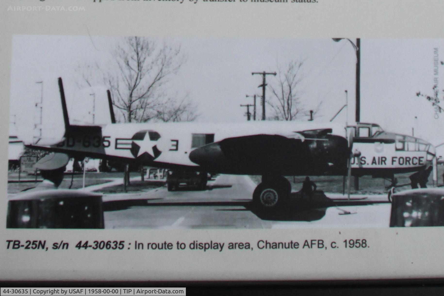 44-30635, 1944 North American TB-25N-25/27-NC Mitchell C/N 108-33910, Old photo at the museum