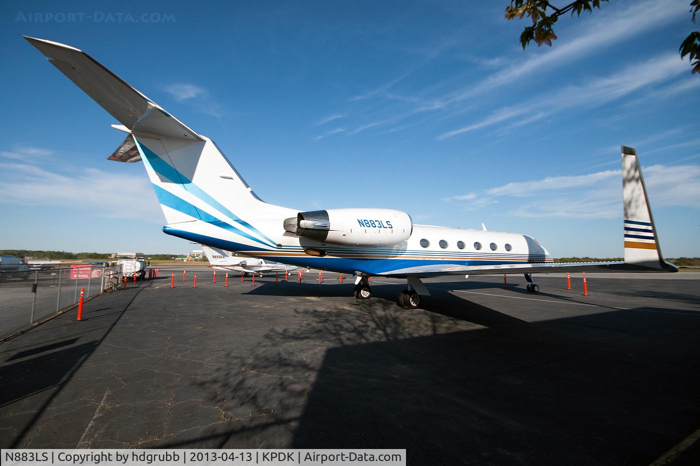 N883LS, 1989 Gulfstream IV C/N 1110, Sands Hotel's #2 G-IV, parked at Landmark Aviation Executive Terminal KPDK