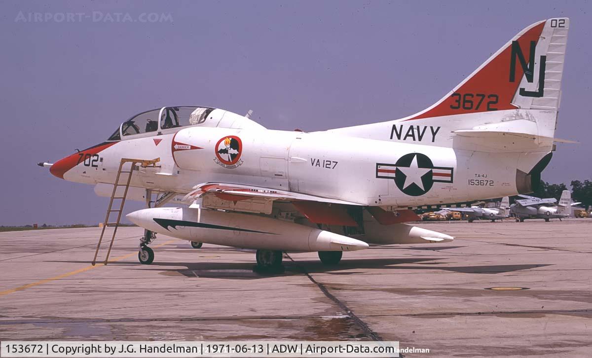 153672, 1966 Douglas TA-4J Skyhawk C/N 13610, At NAF Washington