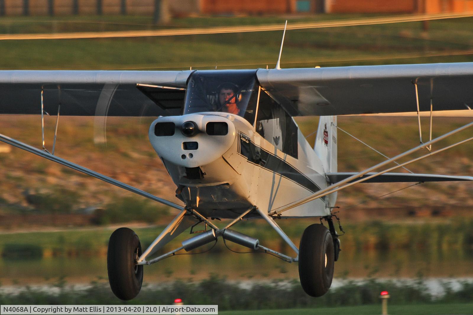N4068A, 1952 Piper L-18C Super Cub C/N 18-2121, This is my son David C Lewis landing N4068A.