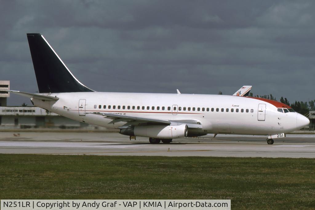 N251LR, Bell OH-58C C/N 73-21932, Aviateca 737-200