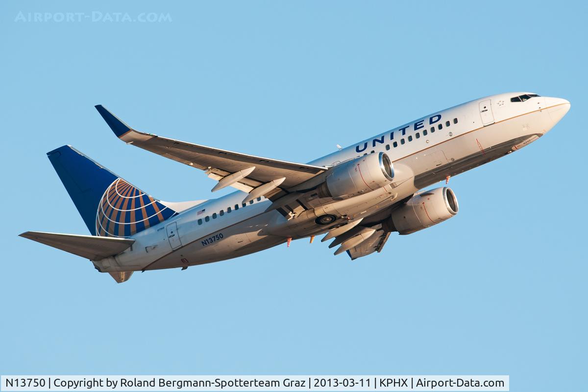 N13750, 1999 Boeing 737-724 C/N 28941, Boeing 737-724