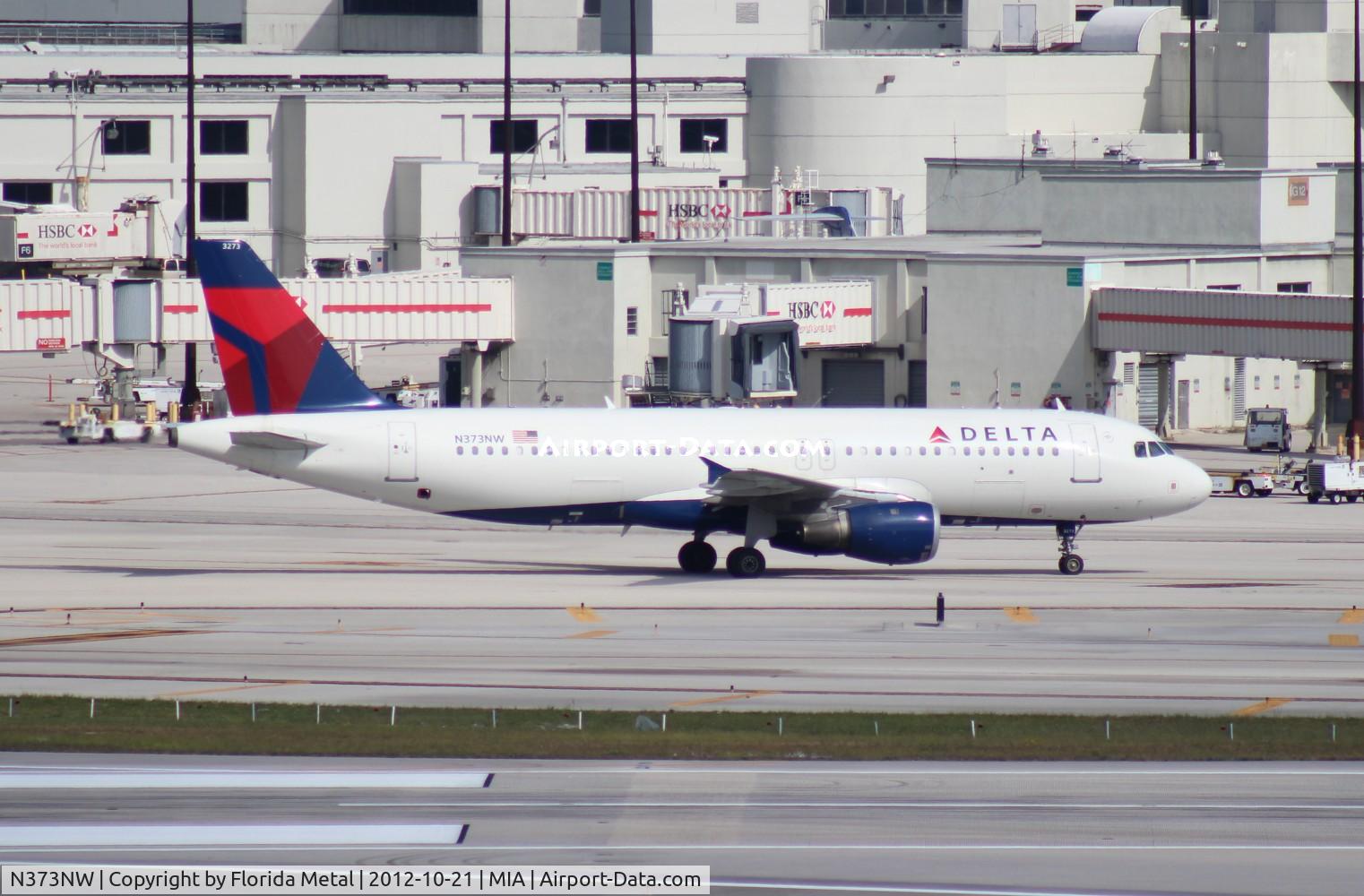 N373NW, 2001 Airbus A320-212 C/N 1641, Delta A320