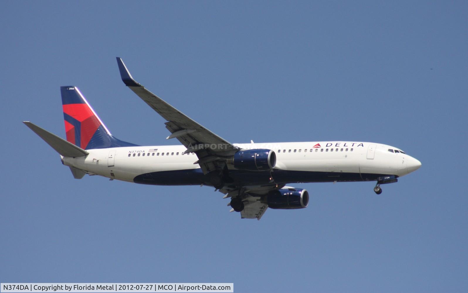 N374DA, 1998 Boeing 737-832 C/N 29622, Delta 737-800