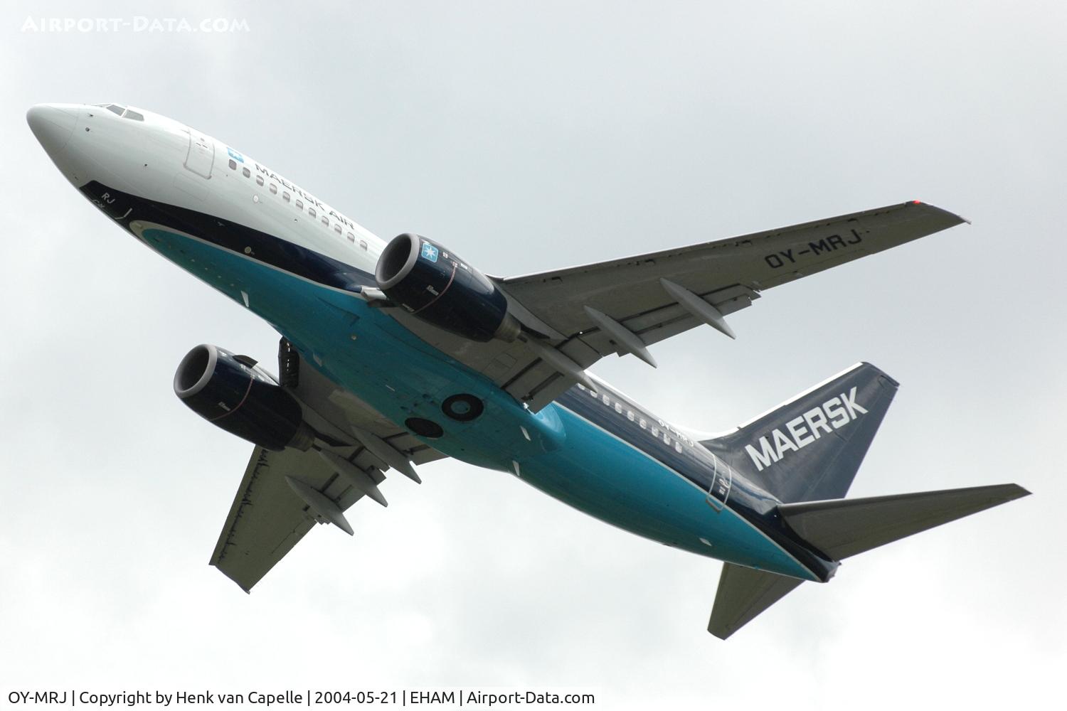 OY-MRJ, 2001 Boeing 737-7L9 C/N 28015, Maersk Boeing 737-700 after take off from Amsterdam Schiphol airport, the Netherlands.