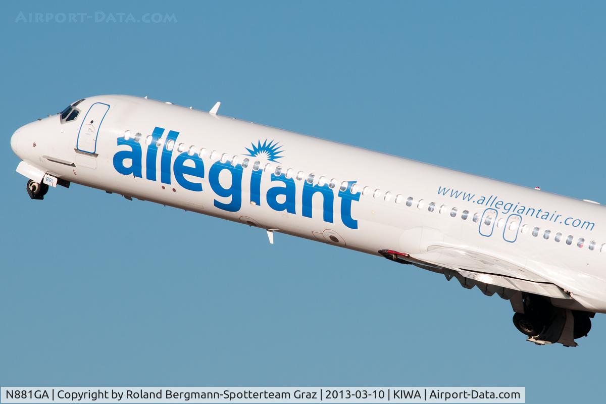 N881GA, 1988 McDonnell Douglas MD-83 (DC-9-83) C/N 49708, Douglas DC-9-83