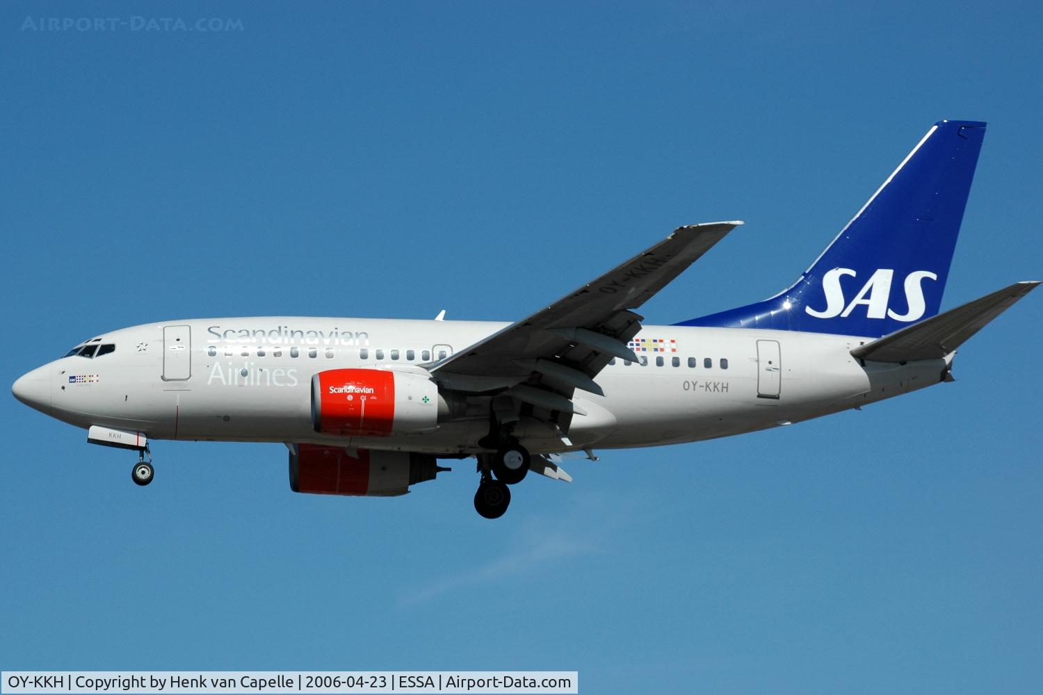 OY-KKH, 1999 Boeing 737-683 C/N 28301, Scandinavian Airlines Boeing 737-600 approaching Stockholm Arlanda airport, Sweden.