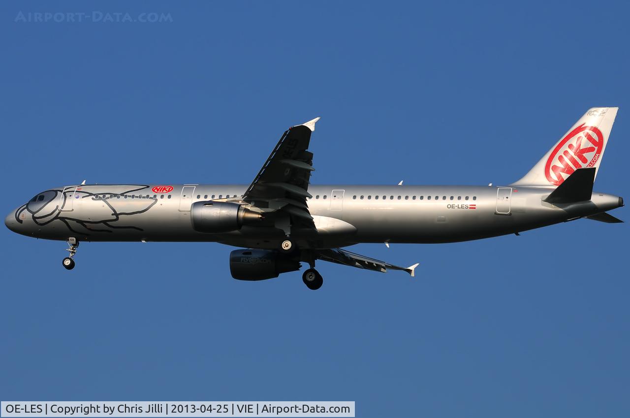 OE-LES, 2008 Airbus A321-211 C/N 3504, NIKI