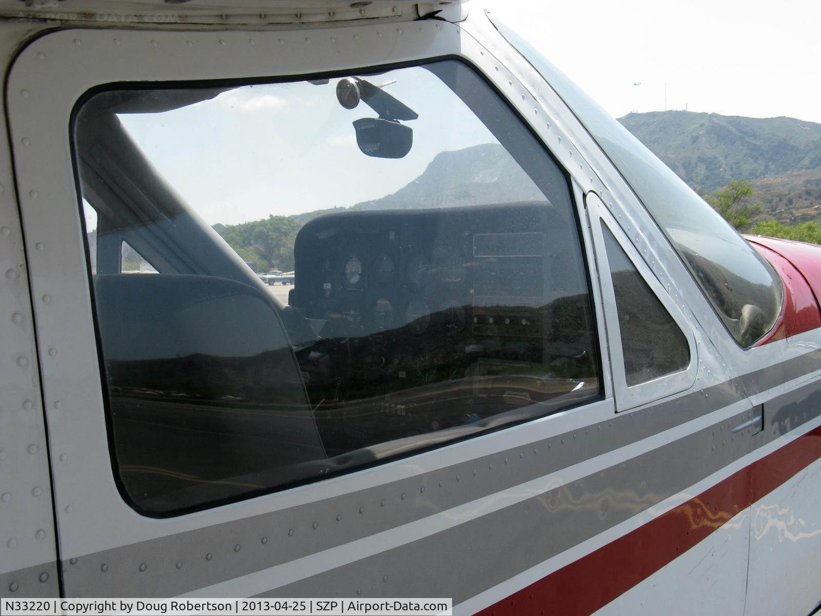 N33220, 1976 Cessna 177RG Cardinal C/N 177RG0925, 1976 Cessna 177RG CARDINAL, Lycoming IO-360-A1B6D 180 Hp, panel