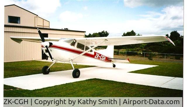 ZK-CGH, Cessna 185C Skywagon C/N 185-0751, ZK CGH
TAUPO NEW ZEALAND  Late nineteen nighties Owner Operators Kathy and Neville Smith.