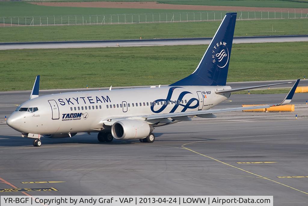YR-BGF, 2001 Boeing 737-78J C/N 28440, Tarom 737-700