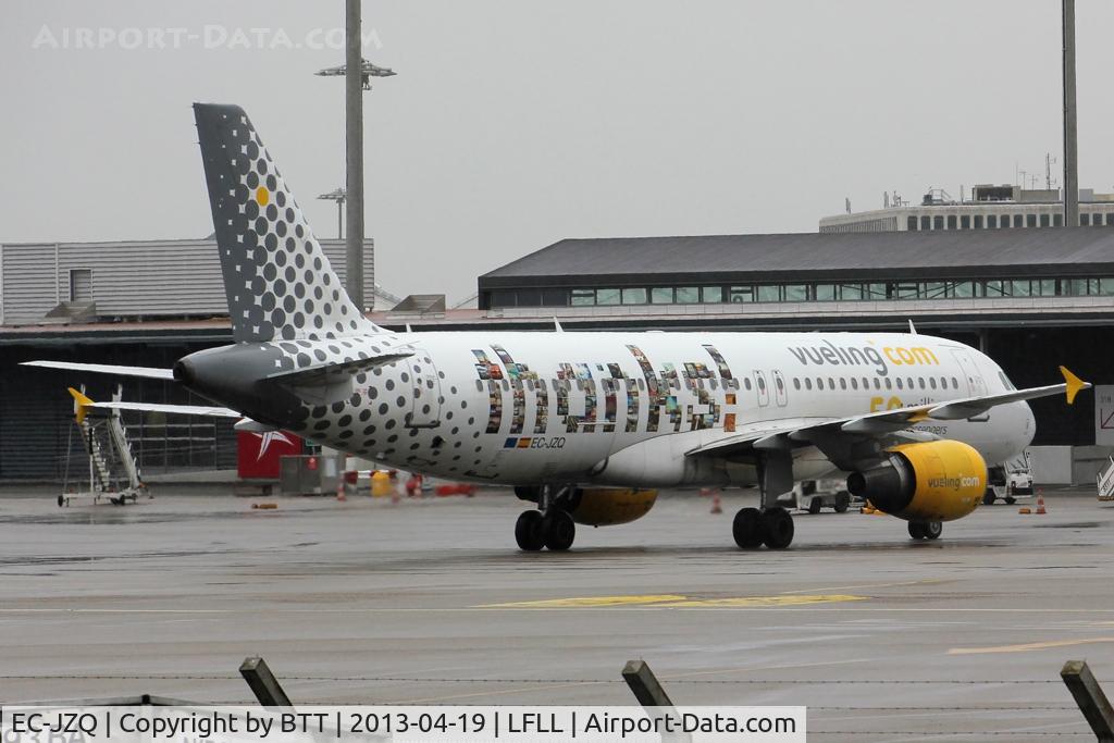 EC-JZQ, 1999 Airbus A320-214 C/N 992, Special marking 50 millions passengers