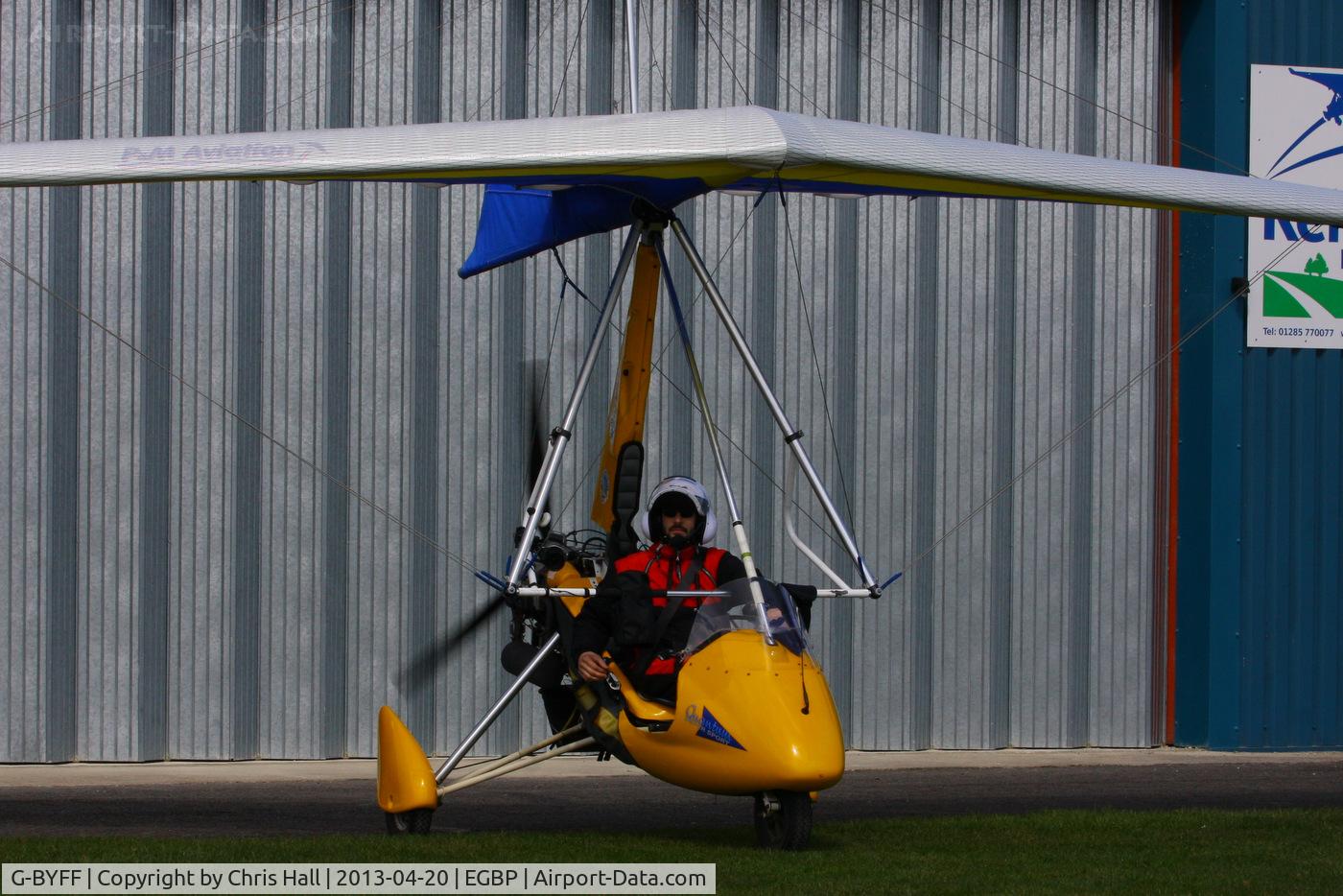 G-BYFF, 1999 Pegasus Quantum 15-912 C/N 7500, Kemble resident