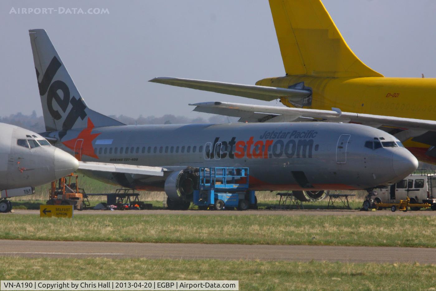 VN-A190, 1994 Boeing 737-4H6 C/N 27383, ex Jetstar Pacific Airlines B737 in the scrapping area at Kemble