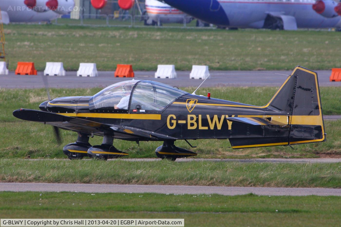 G-BLWY, 1980 Robin R-2160D Acrobin Alpha Sport C/N 176, Kemble resident