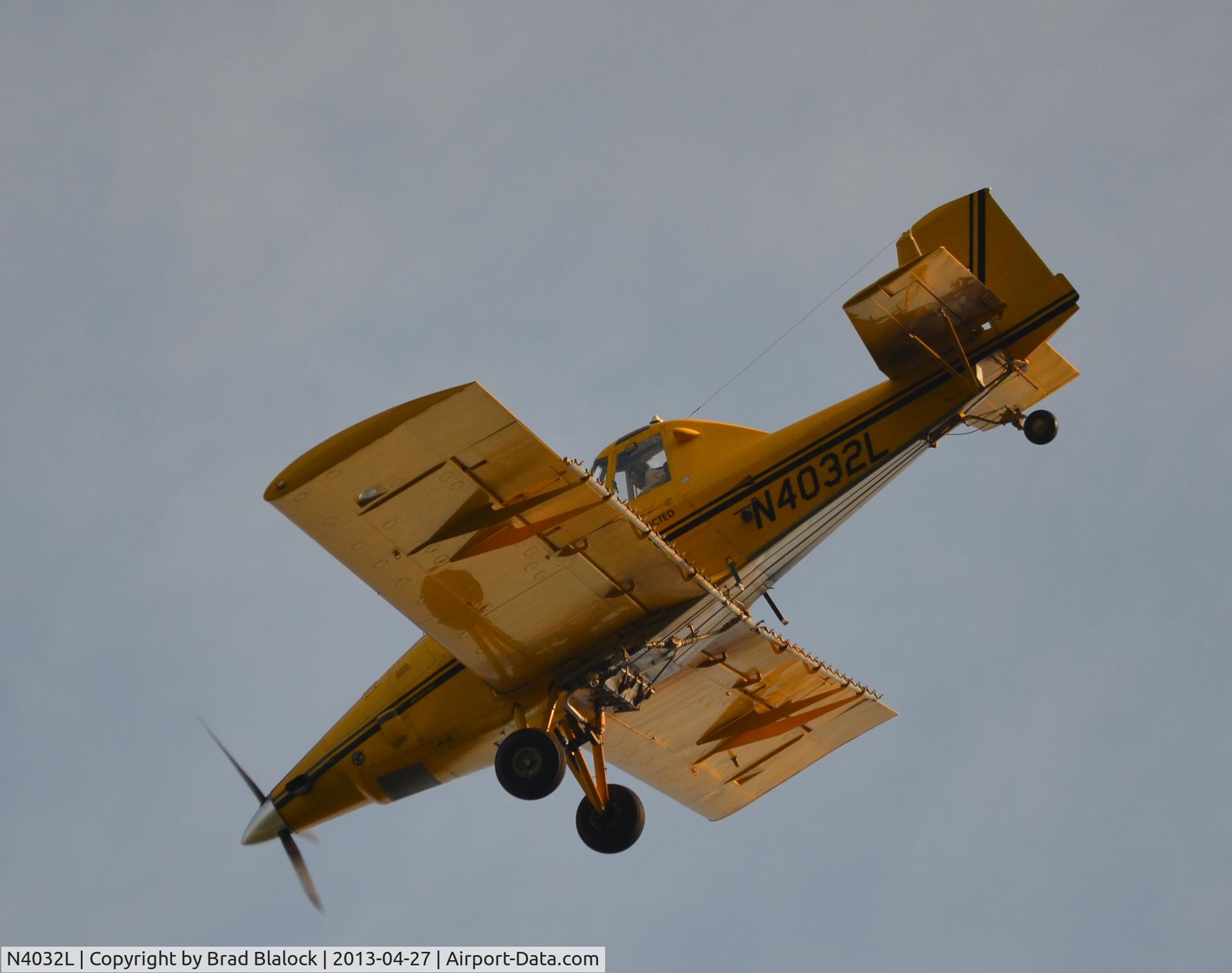 N4032L, 1999 Ayres SR2-T34 C/N T34-264, Over Fort Valley