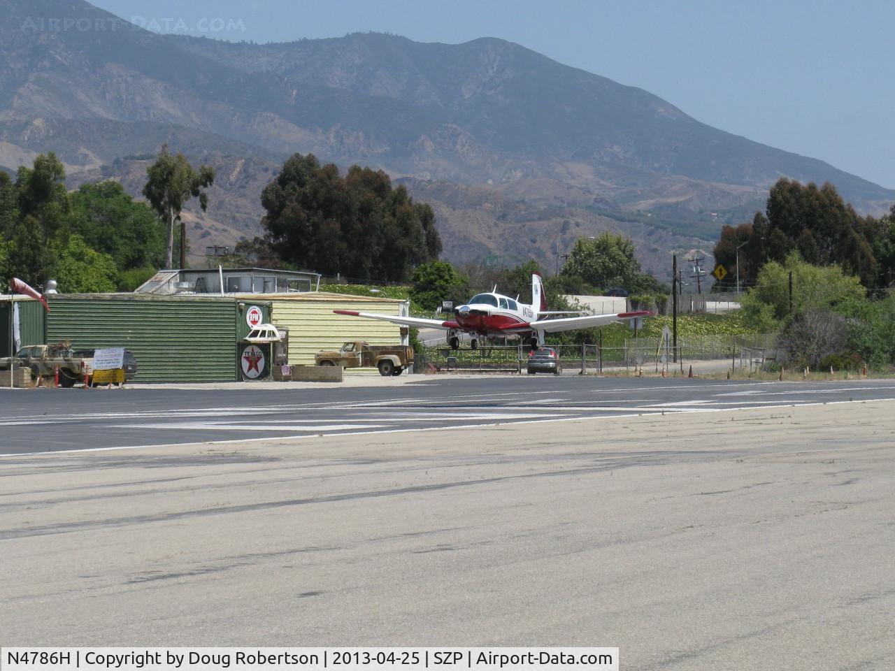 N4786H, 1979 Mooney M20J 201 C/N 24-0876, 1979 Mooney M20J 201, Lycoming IO-360 A&C 200 Hp, on short final Rwy 22