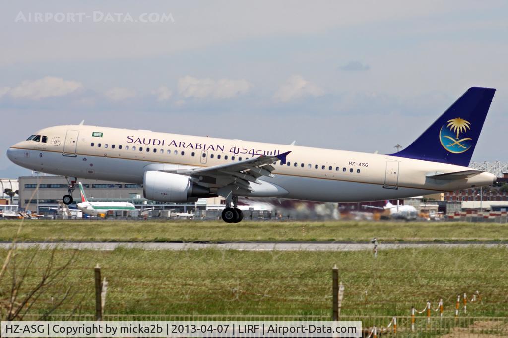 HZ-ASG, 2012 Airbus A320-214 C/N 5223, Landing