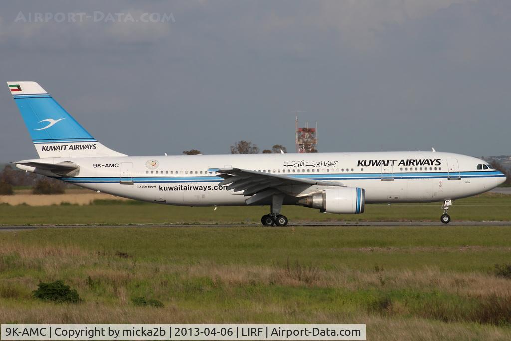 9K-AMC, 1993 Airbus A300B4-605R C/N 699, Take off