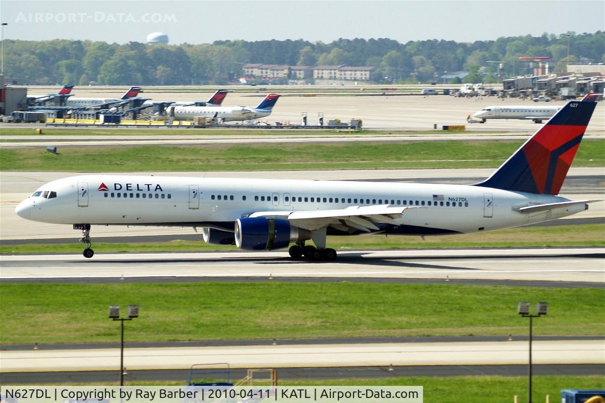 N627DL, 1987 Boeing 757-232 C/N 22917, Boeing 757-232 [22917] (Delta Air Lines) Atlanta-Hartsfield~N 11/04/2010. About to touch down.