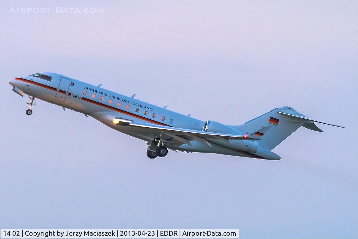 14 02, 2010 Bombardier BD-700-1A11 Global 5000 C/N 9404, Bombardier BD-700-1A11