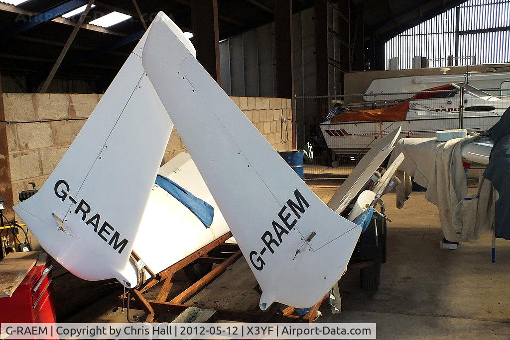 G-RAEM, 1985 Rutan Long-Ez C/N PFA 074A-10638, at Yeatsall Farm, Abbots Bromley