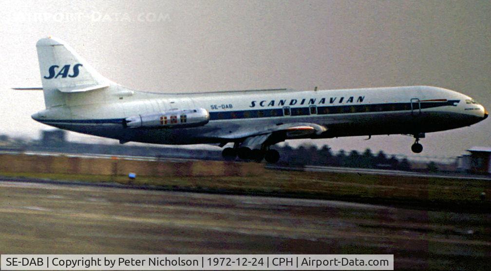 SE-DAB, 1959 Sud Aviation SE-210 Caravelle III C/N 011, Caravelle III of Scandinavian Airlines System departing from Kastrup in December 1972.