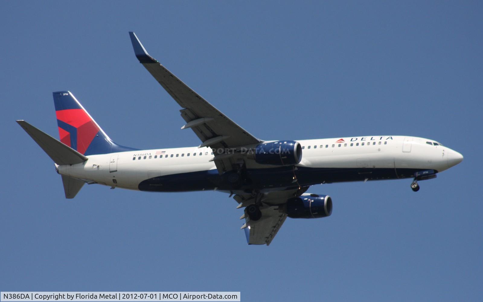 N386DA, 1999 Boeing 737-832 C/N 30373, Delta 737-800