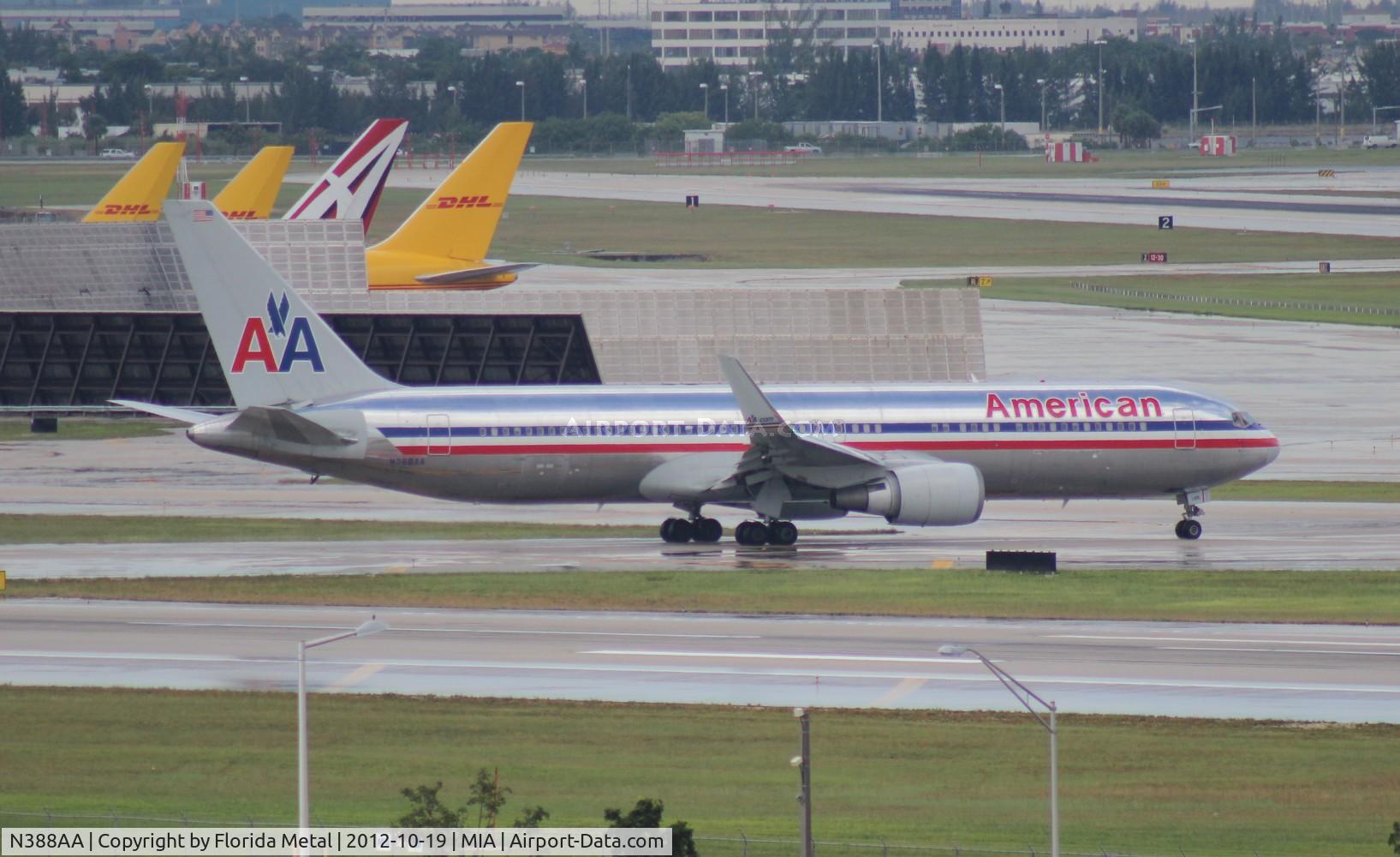 N388AA, 1994 Boeing 767-323 C/N 27448, American 767-300