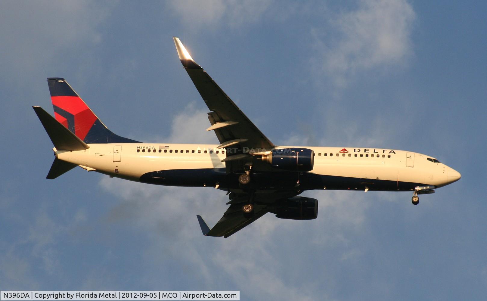 N396DA, 2000 Boeing 737-832 C/N 30378, Delta 737-800