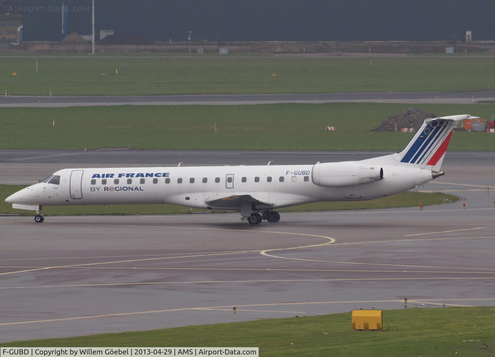 F-GUBD, 2000 Embraer ERJ-145LR (EMB-145LR) C/N 145333, Taxi to runway L18 of Schiphol Airport